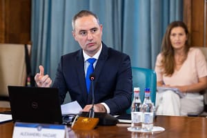 VIDEO Ministrul Finanțelor pregătește o ‘formulă’ pentru reducerea cheltuielilor în ministere: tăierea de 10% nu va fi aplicată uniform