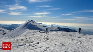 Un adolescent de 17 ani, rătăcit pe traseul spre Vârful Omu, a fost găsit rănit după ce a căzut. Are traumatism la coloană