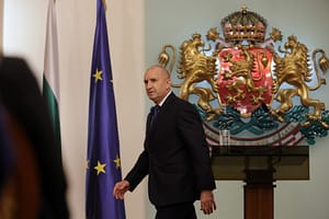 Președintele Bulgariei, Radev, a demisionat, pe fondul speculațiilor că își va forma propriul partid