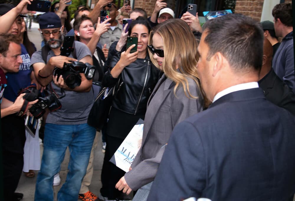 Margot Robbie, apariție discretă pe străzile din California, &icirc;ntre proiecte și pregătiri pentru următorul film. FOTO - Imaginea 15