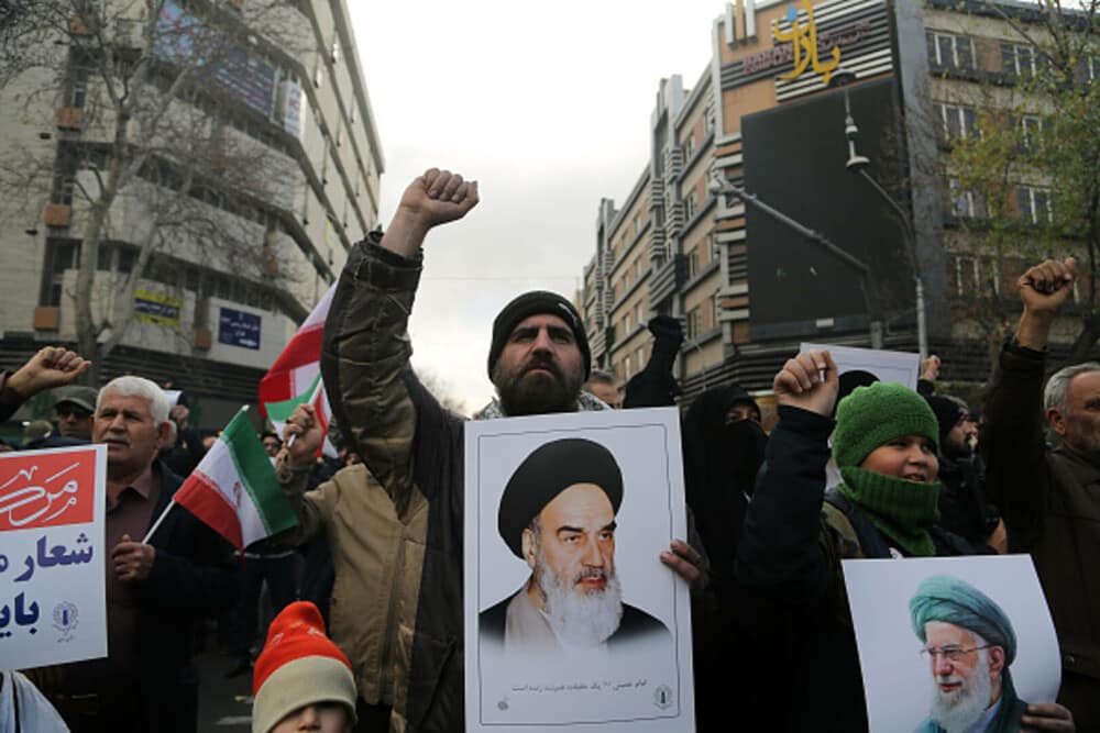 Un medic din Iran a dezvăluit că au fost amenințați că vor fi arestați dacă tratează protestatari răniți - Imaginea 8