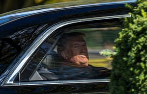 Deși susține că se bucură de o sănătate „excepțională”, Casa Albă refuză să dezvăluie pentru ce a făcut Trump un RMN