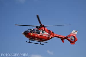 Tragedie în Argeş. Patru morţi şi un rănit, după ce un vehicul s-a răsturnat în zona montană Portăreasa