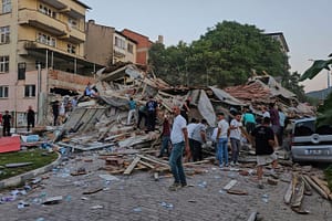 „Clădiri și moschei distruse”, într-un cutremur de 6,1 în Turcia