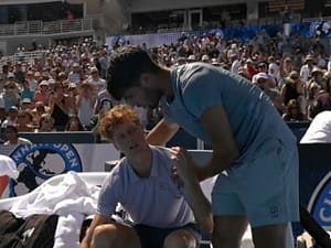 Jannik Sinner a abandonat în finala de la Cincinnati, la 5-0 pentru Carlos Alcaraz: ”Nu mai pot!”
