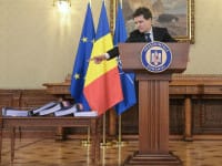 Referendum printre magistrați despre CSM. Judecători cereau să fie luați din benzinării, să nu fie văzuți că vin la Cotroceni Referendum printre magistrați despre CSM. Judecători cereau să fie luați din benzinării, să nu fie văzuți că vin la Cotroceni