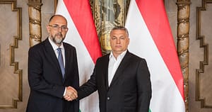 Pericolele dependenței maghiarilor din România față de propaganda lui Viktor Orban (și a Rusiei)