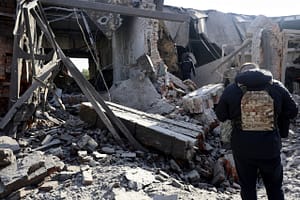 „Teroarea aeriană”. Rusia a lansat un număr record de bombe ghidate aeriene asupra Ucrainei în octombrie