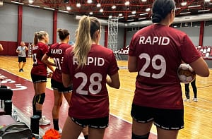 „Liga Florilor” a început cu o mare surpriză! Rapid, învinsă într-un meci cu desfășurare incredibilă: adversarele au marcat 6 goluri consecutive