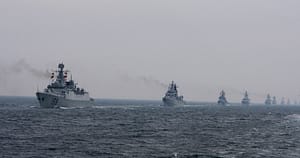 China continuă exercițiile militare cu foc real în jurul Taiwanului și simulează un blocaj al insulei