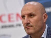 Acuzații de corupție la Elcen. Ce ar fi făcut ”managerul anului” în schimbul unei mite de 40.000 de lei