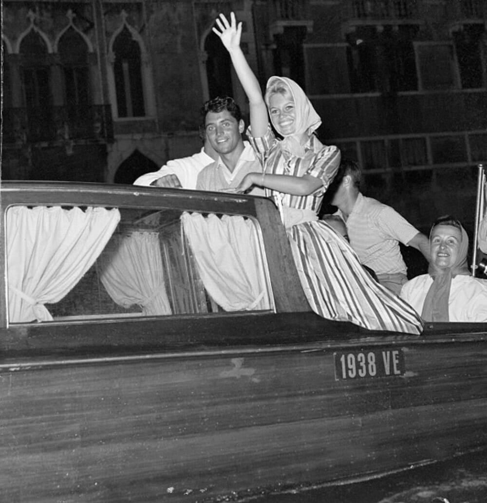 Brigitte Bardot împlinește 91 de ani. Povestea de viață a legendei cinematografiei franceze. GALERIE FOTO - Imaginea 9