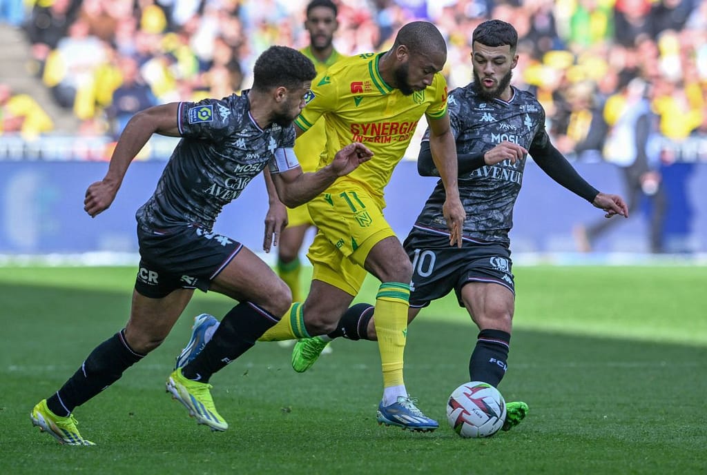 L’Equipe vine cu noutăți de la negocierile dezvăluite de GSP în Superliga: „Au făcut și ei oferta”