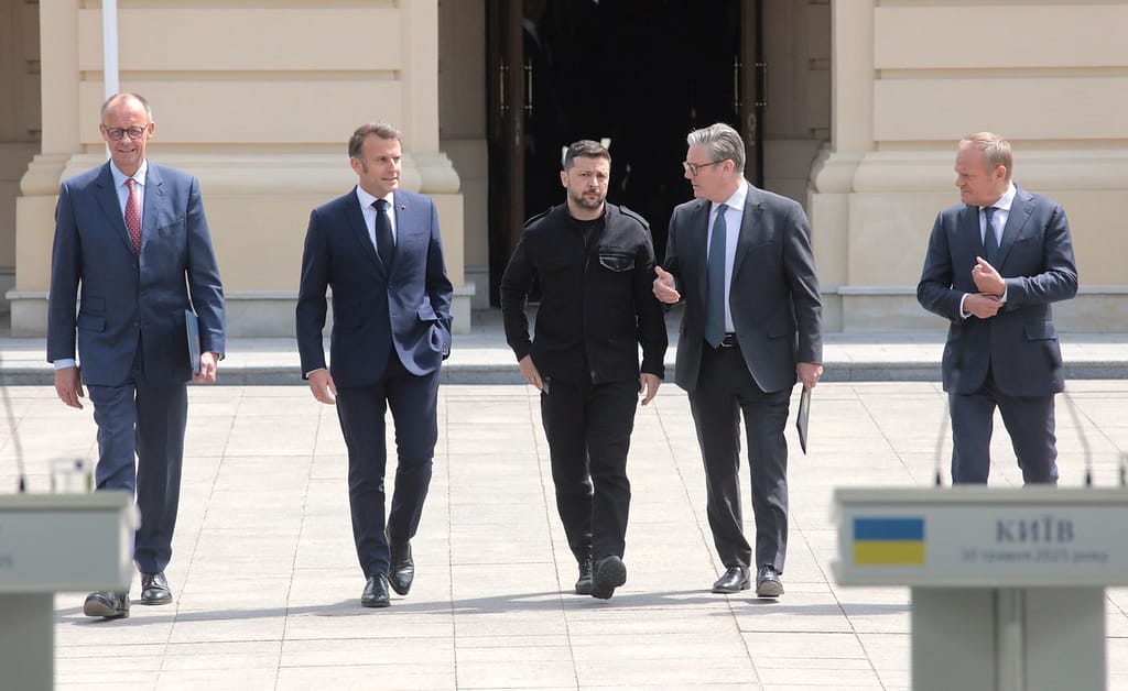 Donald Trump a fost sunat de Macron, înainte de 7 dimineața. Cum a decurs discuția cu liderii europeni reuniți la Kiev