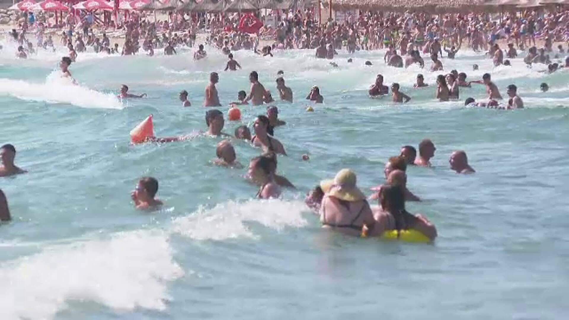 valuri litoral
