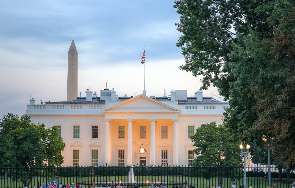Consilierul lui Trump pentru securitate națională, la un pas de demisie, după scandalul scurgerilor de informații