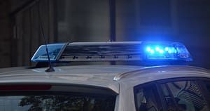 Gravidă în travaliu, escortată de polițiști la spital. Mesajul tatălui recunoscător