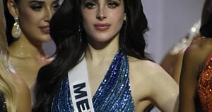 Organizatorul concursului Miss Universe, în lacrimi după ce a fost criticat că a jignit o concurentă: „Această problemă m-a doborât. Îmi cer scuze”