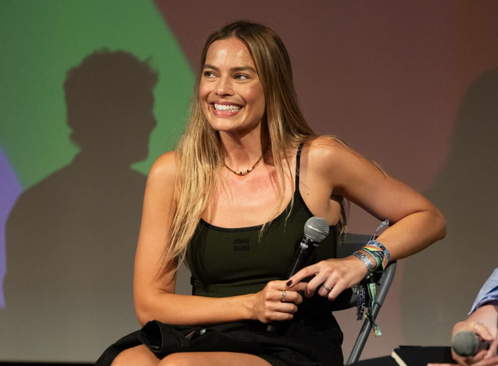 Margot Robbie, apariție discretă pe străzile din California, &icirc;ntre proiecte și pregătiri pentru următorul film. FOTO - Imaginea 45