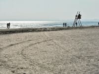 Băiat de şase ani, căutat după ce a dispărut de pe o plajă din Mamaia Nord. Copilul a fost găsit și predat părinților