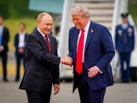 Trump dă ultimatumuri aliaților, Putin nu se mai obosește să mintă că vrea pace. Glumă amară la Kiev: ”Îi dăm tot ce trebuie”