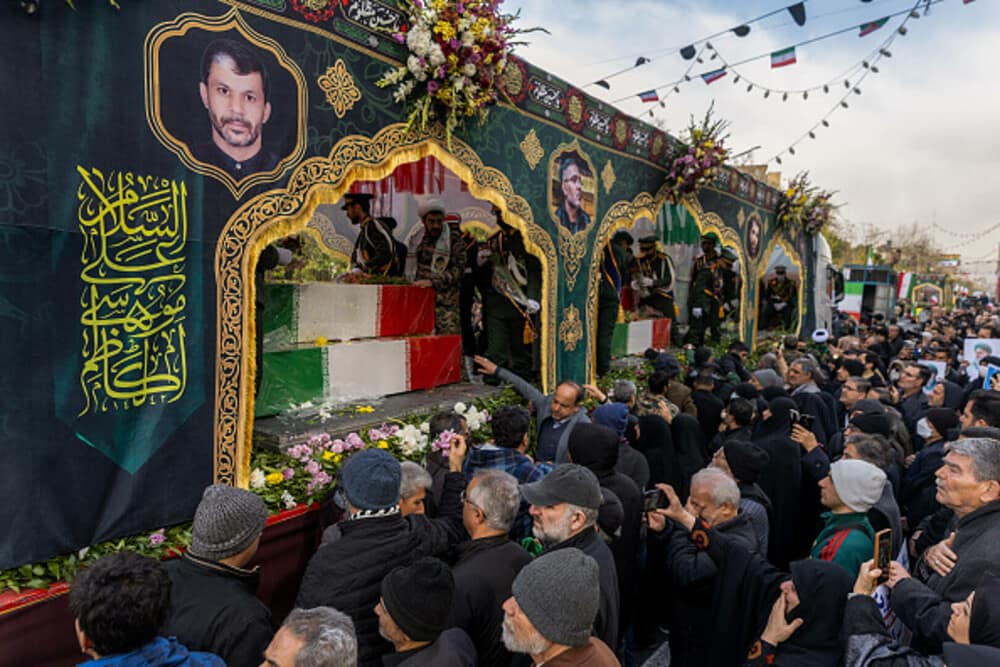 Un medic din Iran a dezvăluit că au fost amenințați că vor fi arestați dacă tratează protestatari răniți - Imaginea 14