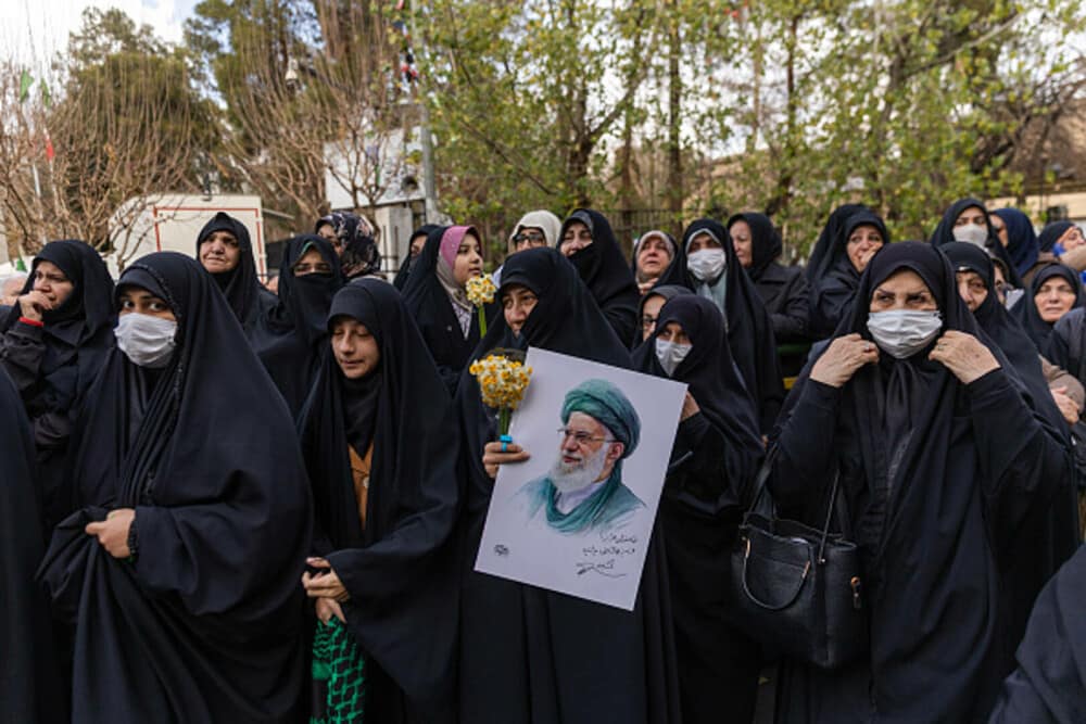 Un medic din Iran a dezvăluit că au fost amenințați că vor fi arestați dacă tratează protestatari răniți - Imaginea 15