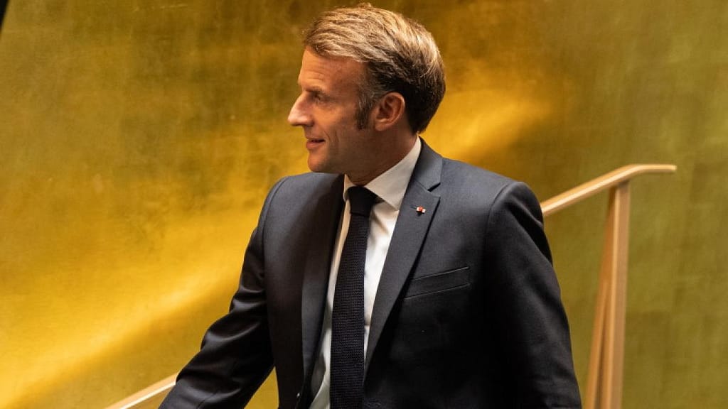 Macron, umilit de Donald Trump, la New York. Imaginile zilei / video viral
