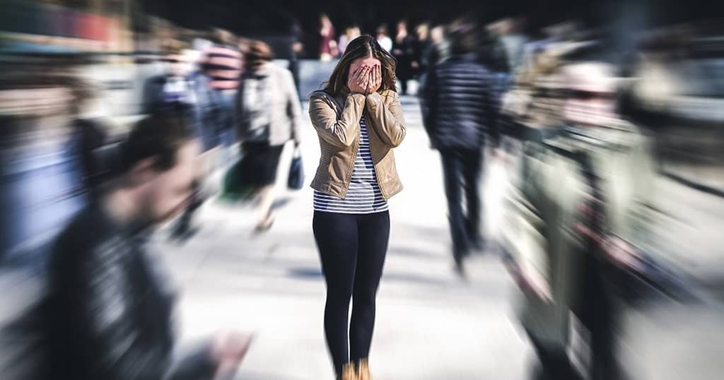 Cum să stăpânești atacurile de panică în doar câteva secunde: Trucul surprinzător care te poate salva