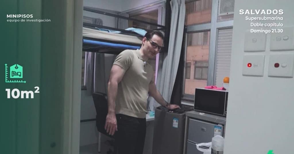 Proiectează vile de 700 mp, dar trăiește într-o cutie de chibrituri: 1.000 de euro pentru 10 mp în Hong Kong