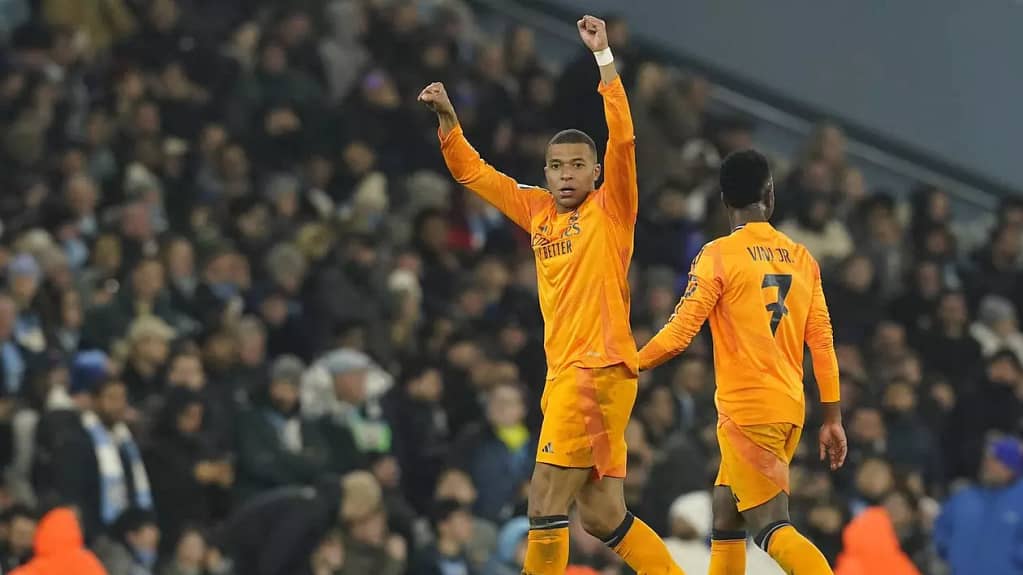 real-madrid-victorie-de-senzatie-pe-terenul-lui-manchester-city-cu-mbappe-printre-marcatori-e1739312024178
