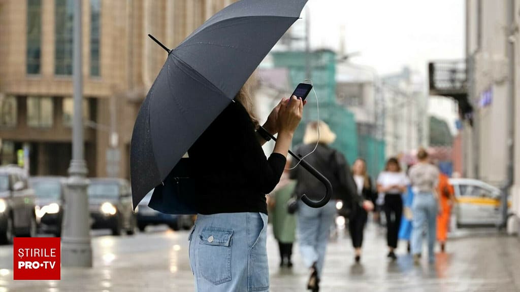 Vremea azi, 4 octombrie. Ploi în mai multe zone din țară. Temperatura maximă va fi de 15°C