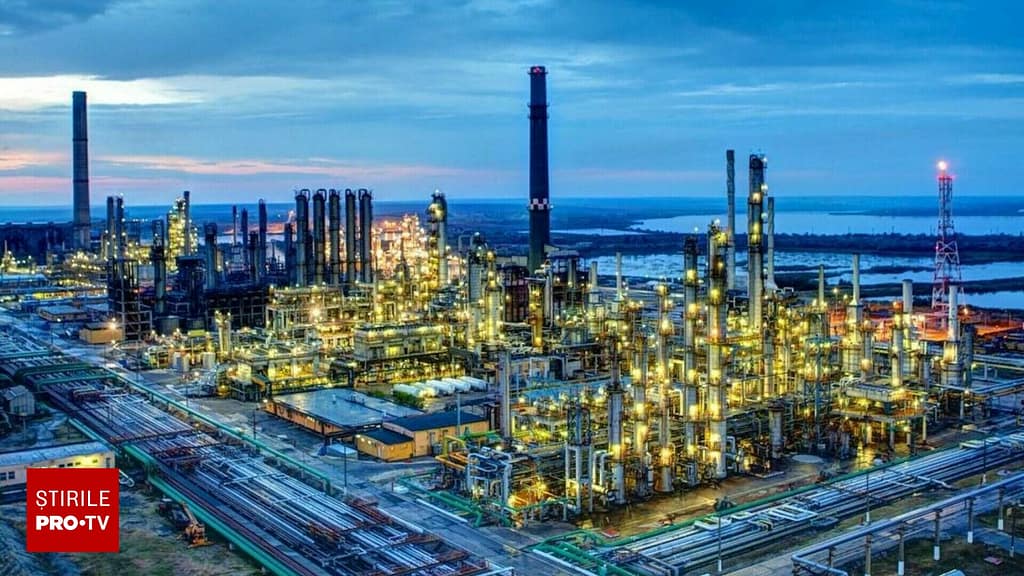 Scurgere de amoniac la Rafinăria Năvodari. Garda de Mediu a închis o instalație. Operatorul riscă o amendă de 500.000 lei