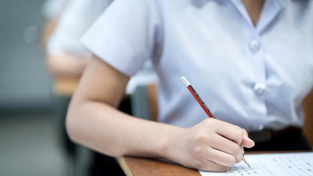 Performanța României la evaluările internaționale: PISA rămâne o problemă / Unde stăm foarte bine / video