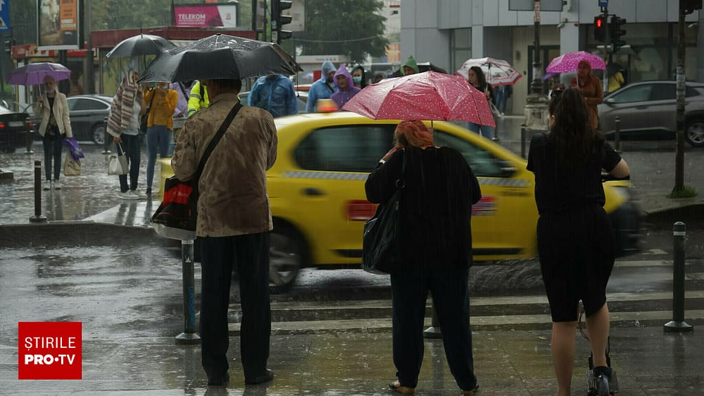 Vremea azi, 16 noiembrie 2025. Temperaturi neobișnuit de ridicate la munte, însă ceață și ploi slabe în restul țării