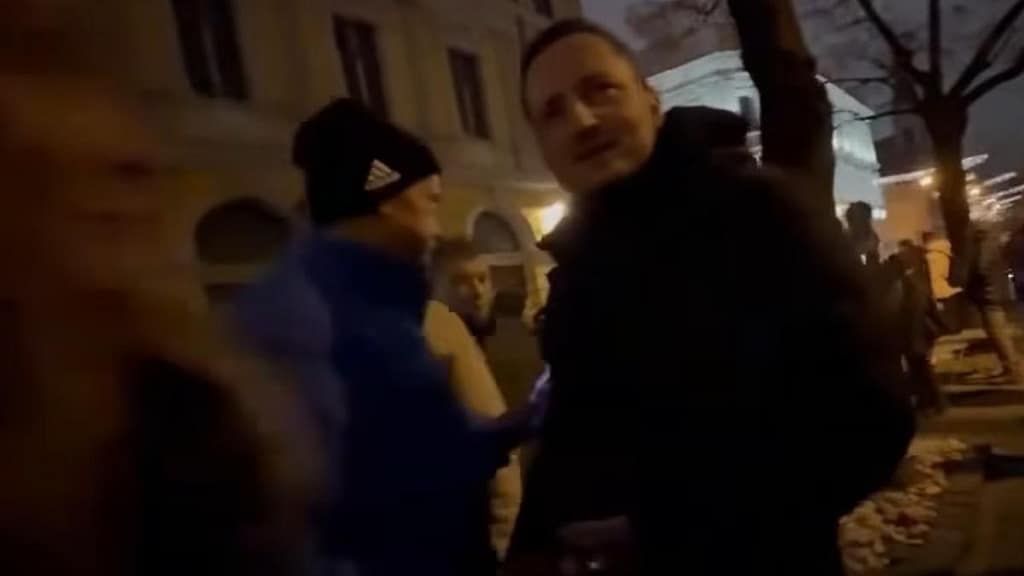 Nicu Ștefănuță, luat la rost la protest: Eu sunt cu probleme. Pe dumneavoastră nu v-am văzut în sălile de judecată / video