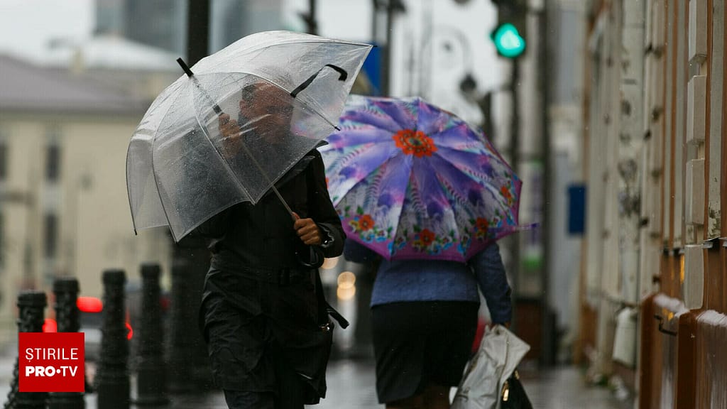 Vremea azi, 28 decembrie. Vânt puternic în toată țara, ninsori și viscol sever la munte, rafale de peste 130 km/h