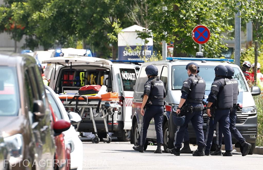 Noi detalii șocante ale atacului din Austria. Suspectul, fost elev la școala unde a produs tragedia