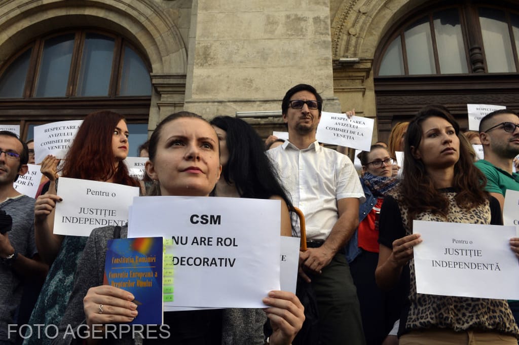 Reformele inițiate de Bolojan provoacă proteste ale magistraților. Avocatul Toni Neacșu explică mărul discordiei