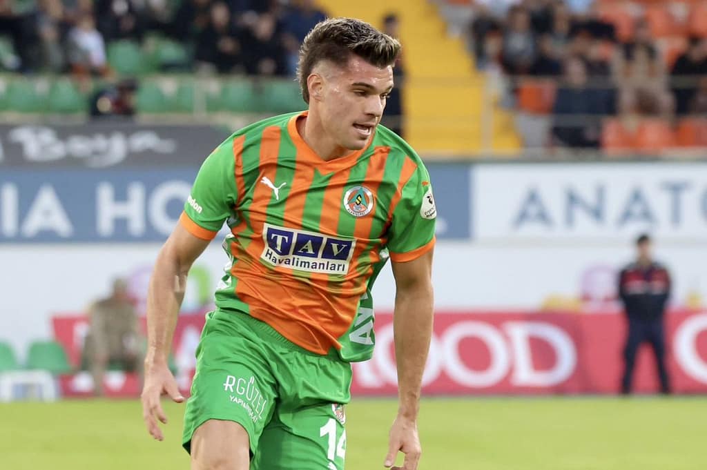Alanyaspor a smuls un egal cu revelația din Conference League! Ianis Hagi, schimbat în minutul 79