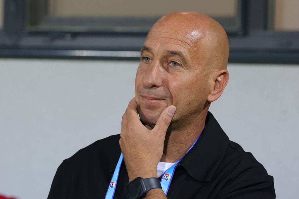 Robert Ilyes și-a certat jucătorul în direct: „Indisciplinat, superficial. Dar poate juca la orice echipă din România”