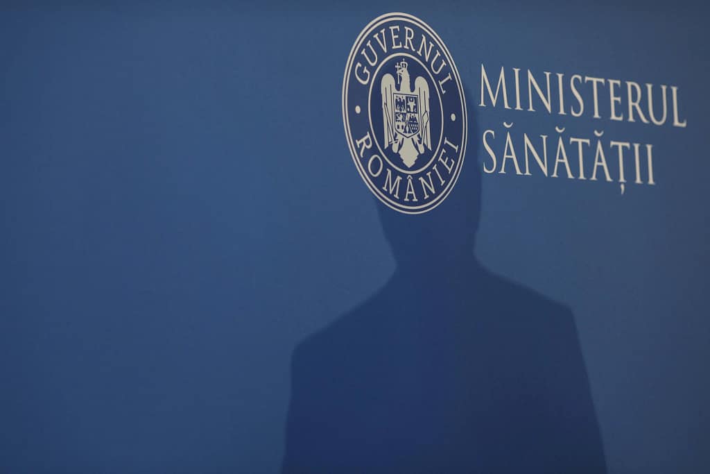 Mesaj ferm de la ministrul Sănătății: Personalul medical nu poate fi făcut țap ispășitor