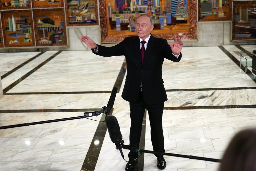 După atacurile ucrainene din Marea Neagră asupra tancurilor petroliere rusești, Putin amenință că va recurge la „soluția cea mai radicală”