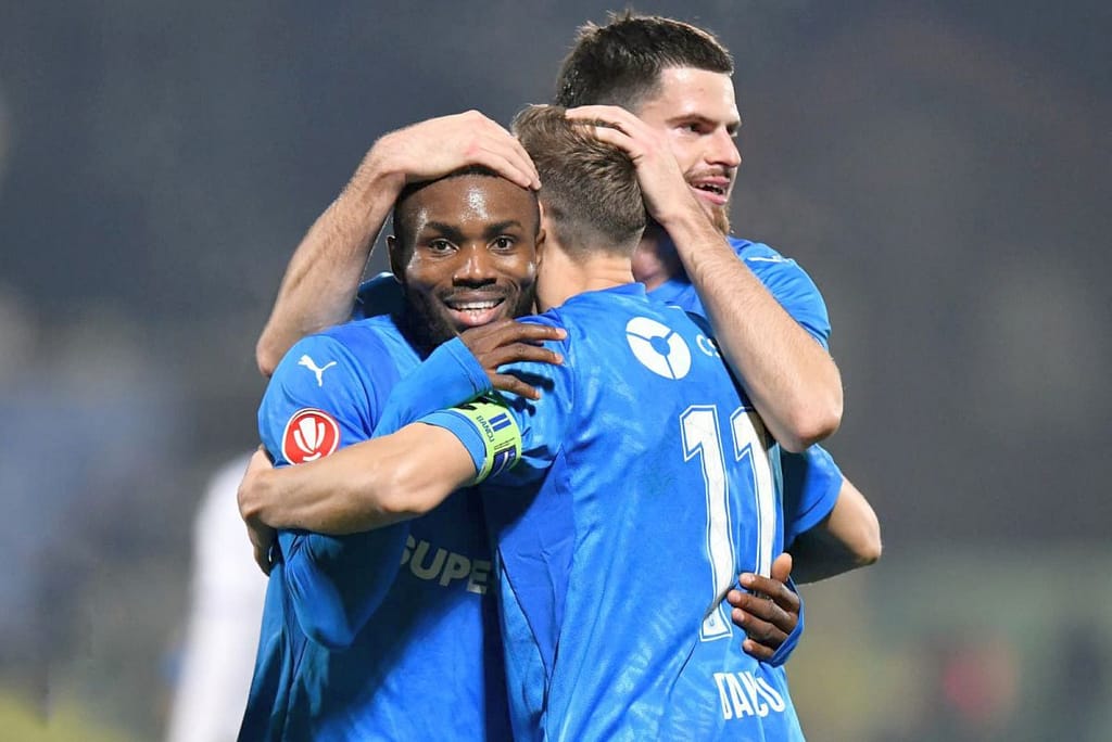 Filipe Coelho a debutat cu o victorie la Universitatea Craiova » Clasamentul ACUM