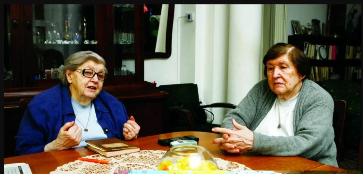 Flavia Coposu-Balescu si Rodica Coposu, surorile lui Corneliu Coposu FOTO ADEVARUL