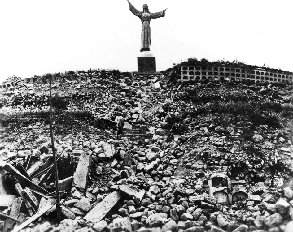 Tot ceea ce a mai rămas din localitatea Yungai, Chile FOTO wikipedia