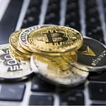 Degetele tăiate și atacurile brutale zguduie elita cripto