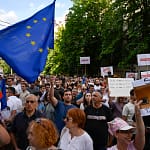 Arestarea primarului liberal din Varna a scos mii de oameni în stradă la Sofia: „Este o parodie de justiție”
