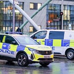 Cine este mecanicul „erou” care a protejat pasagerii de atacatorul cu cuțitul din trenul spre Londra / Ce se știe despre atacator