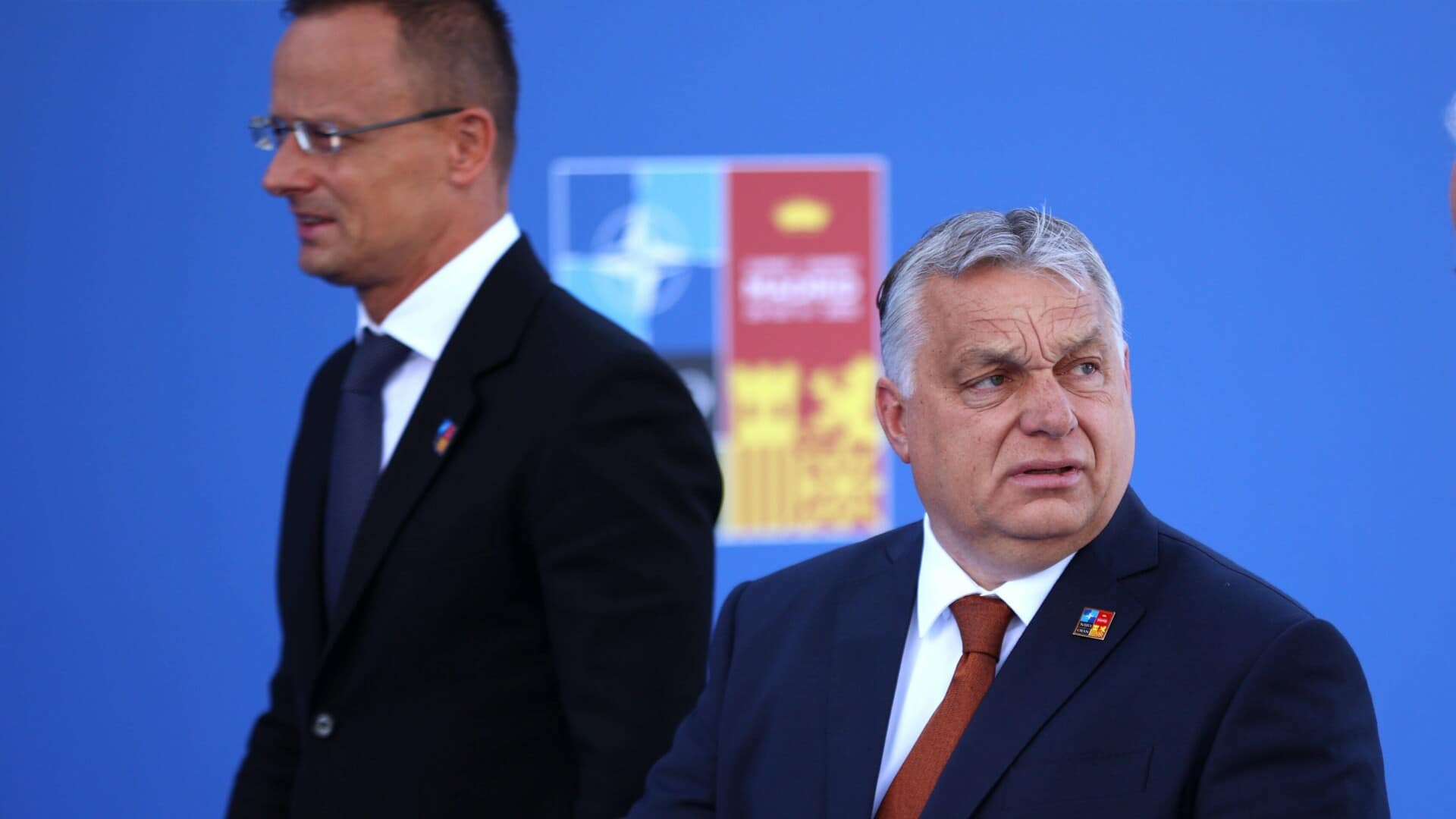 P&eacute;ter Szijj&aacute;rt&oacute; viktor orban